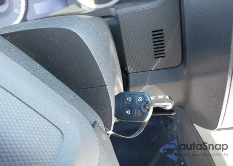 2010 Ford Escape Xlt из США, поврежденный, VIN 1FMCU0D75AKB93403